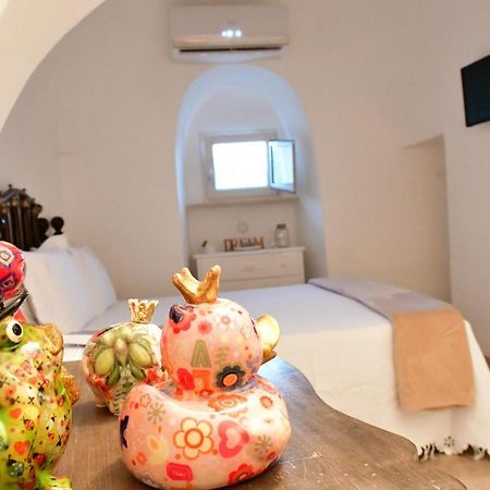 I Trulli Del Fattore Locorotondo Eksteriør bilde
