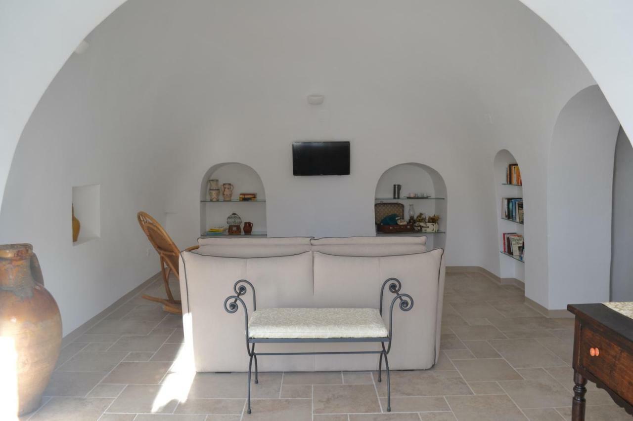 I Trulli Del Fattore Locorotondo Eksteriør bilde