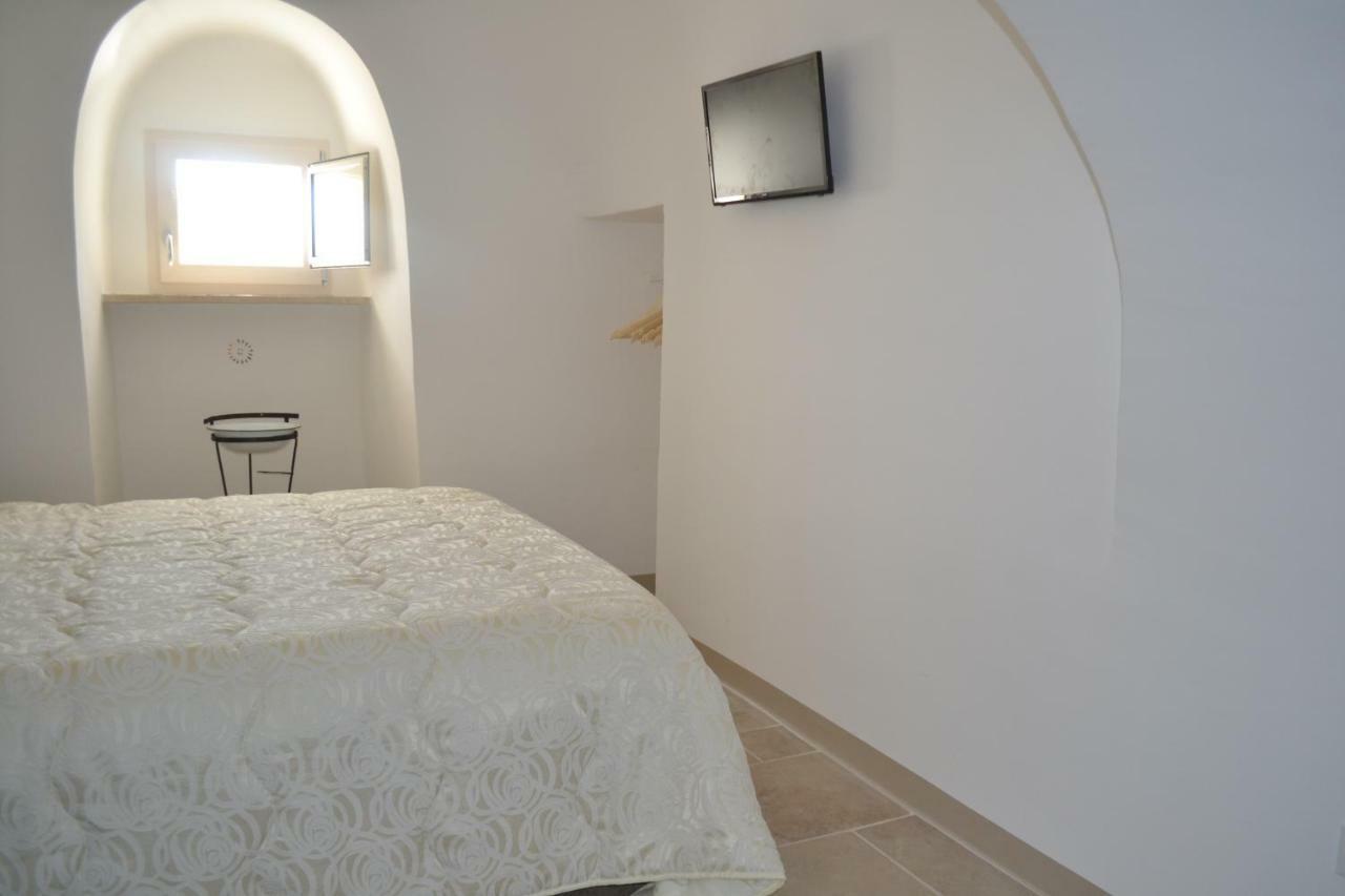 I Trulli Del Fattore Locorotondo Eksteriør bilde